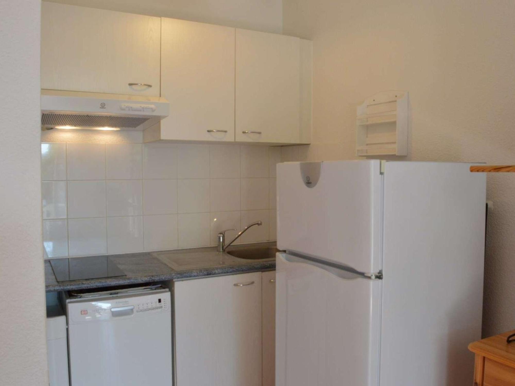 Pavillon A Narbonne Plage, 6 Couchages, Terrasse, A 300M De La Plage, Parking, Menage Inclus - Fr-1-229B-24 Narbona Exterior foto